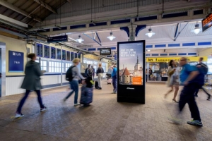 train station digital screen advertising UK